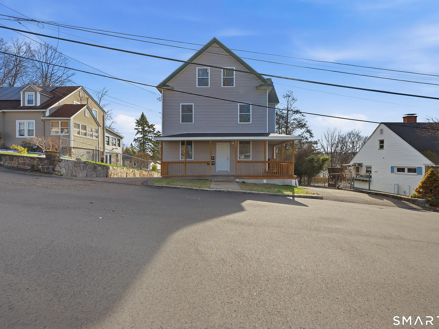 2 bed, 1.0 bath, 840 sqft, $1,700 — Photo 2