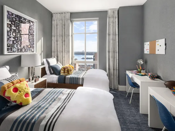 200 East 95th Street image 12 of 24