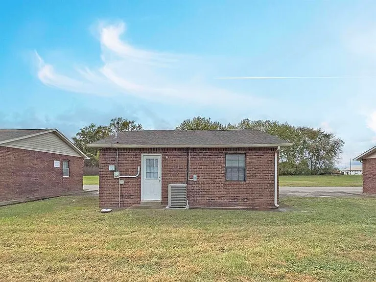 404-14 Thompsonville Ln — Photo 15