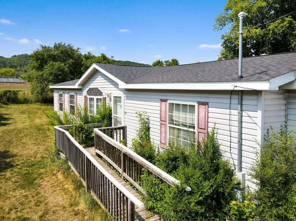 3945 Brook Dr, Traverse City, MI 49684