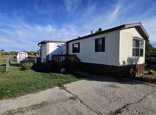 628 Mountain View Dr, Lewistown, MT 59457