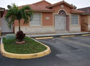 9072 NW 120th St, Hialeah, FL 33018