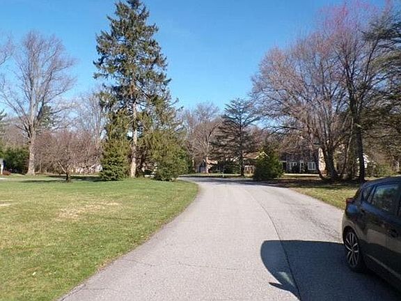 5th image of 101 Pembrey Dr