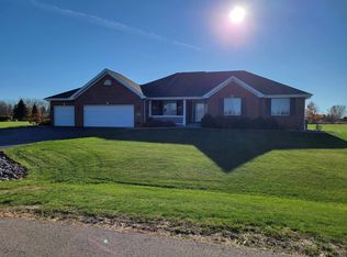 12308 Arrowwood Ln, Belvidere, IL 61008