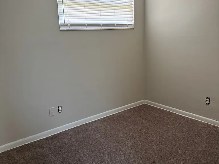 325 Centura Dr — Photo 7
