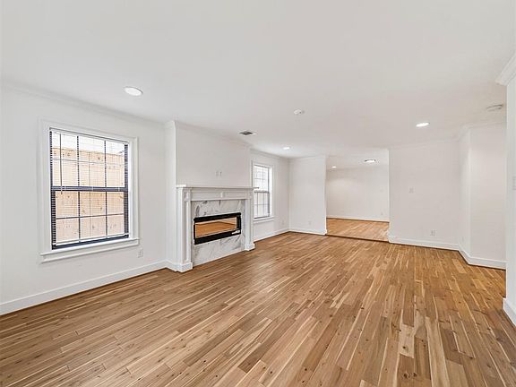 5th image of 4802 Rockwood Dr
