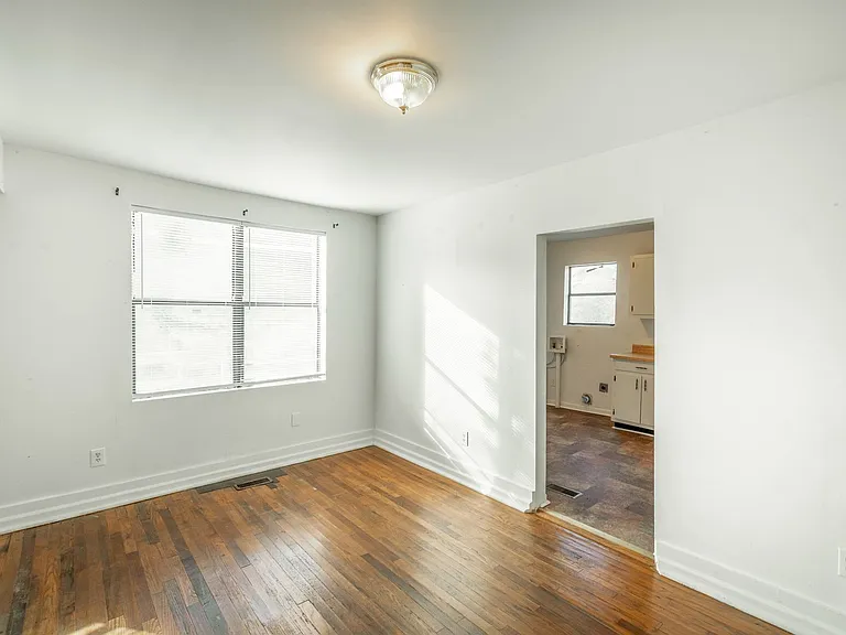 126 Goodson Ave — Photo 7
