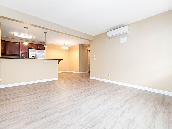 2nd image of 5252 Balboa Arms Dr Unit 172