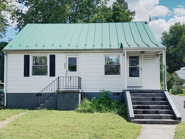 1111 Rayon St
