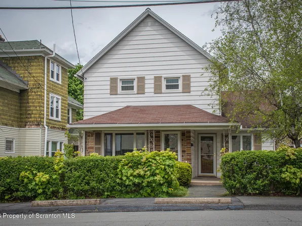 537 Charles St, Throop, PA 18512