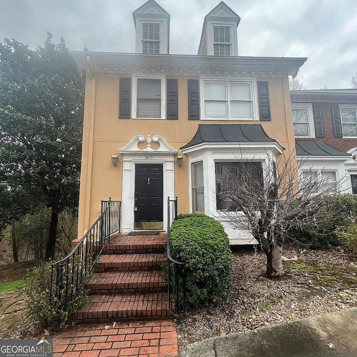 3 bed, 3.0 bath, $2,800 — Photo 1