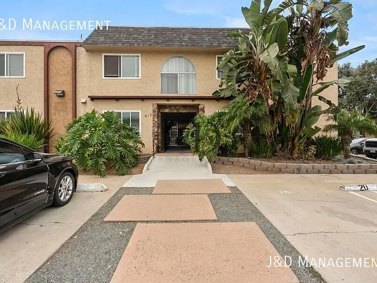 DEL612 — Photo 2