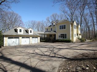 61 White Rd, Ringwood, NJ 07456