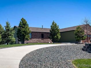1102 Green Mountain Rd, Cheyenne, WY 82009