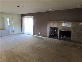 5th image of 2820 Allan Ave