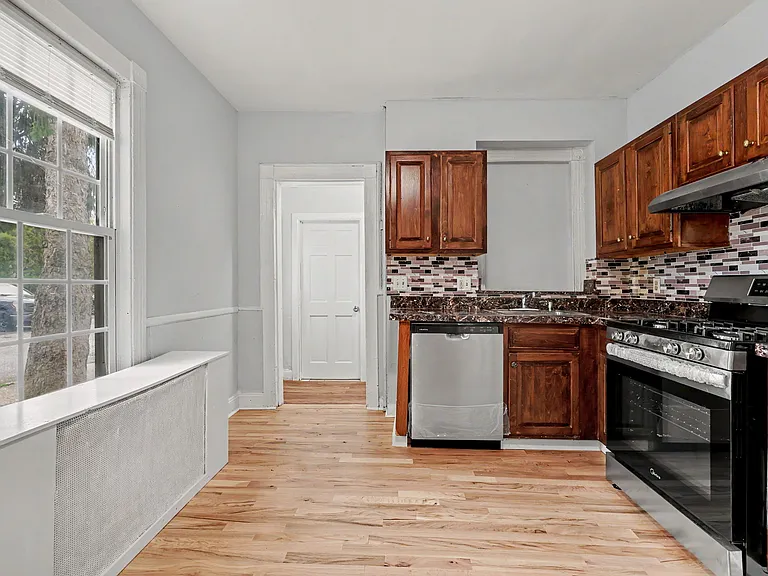 Kitchen- leading into pantry & Laundry rooms