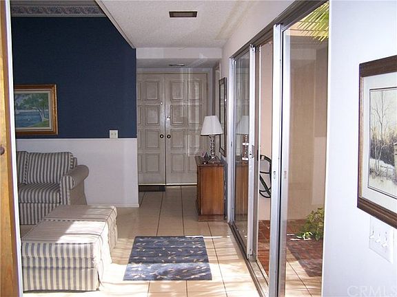 2nd image of 14351 Hamlet Ln