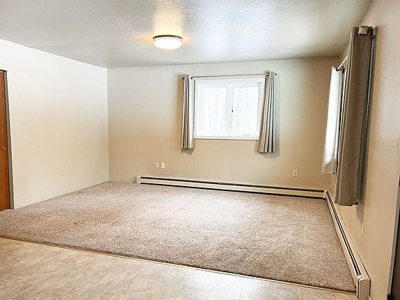2nd image of 2539 Pilot St