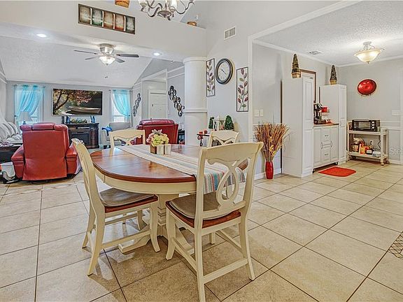 4th image of 5915 High Glen Dr