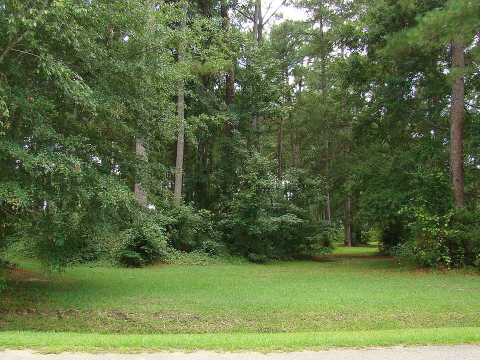 1st image of 385 Auburn Lane NW