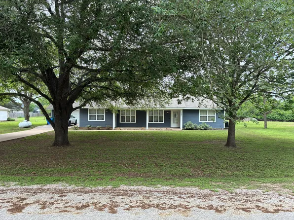 131 Laumaia Ln, Bastrop, TX 78602