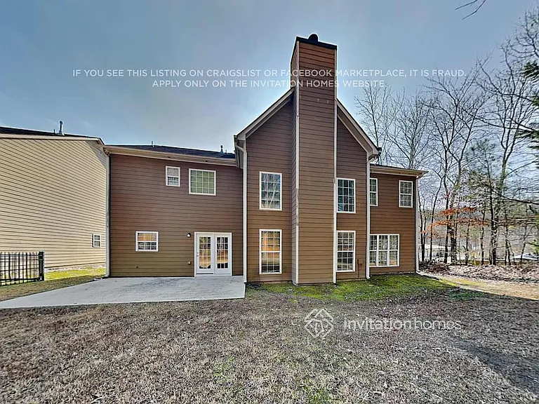 625 Excalibur Ct SE — Photo 23