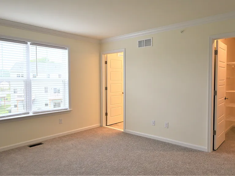 61 Becker Dr — Photo 19