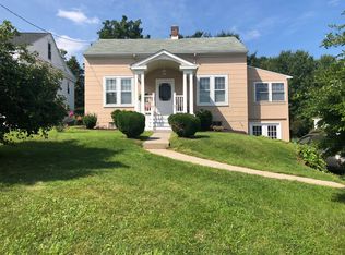 16 Terry St, Staunton, VA 24401