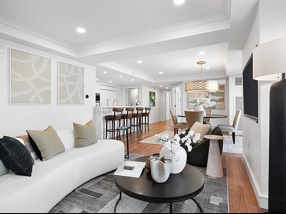 2nd image of 4 Battery Wharf #Penthouse 4-6