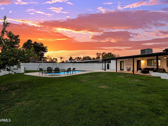 3rd image of 5429 E BLOOMFIELD Road