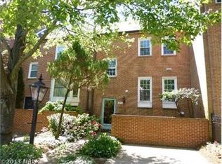6915 McLean Park Manor Ct, Mc Lean, VA 22101