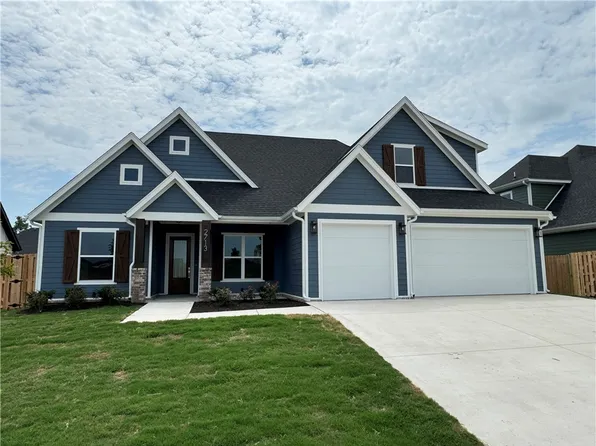 2730 Amaris Ave, Lowell, AR 72745