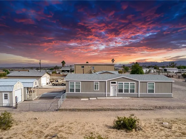 12797 S Concho Dr, Topock, AZ 86436