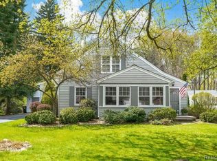 3710 John R Rd, Rochester Hills, MI 48307