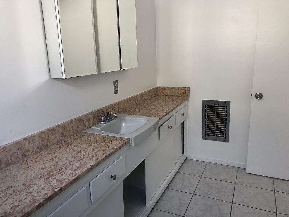 2nd image of 8560 Gregory Way