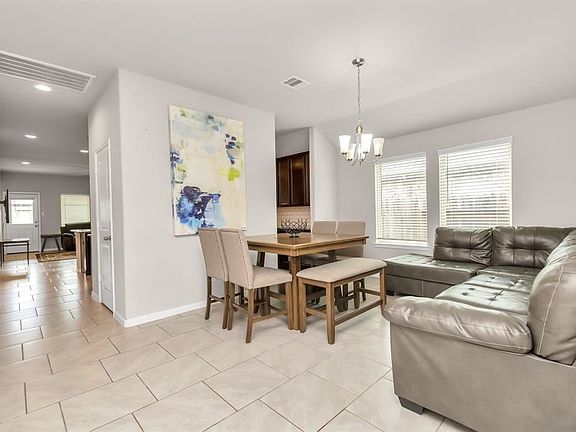 5th image of 18215 Grayson Bluff Way