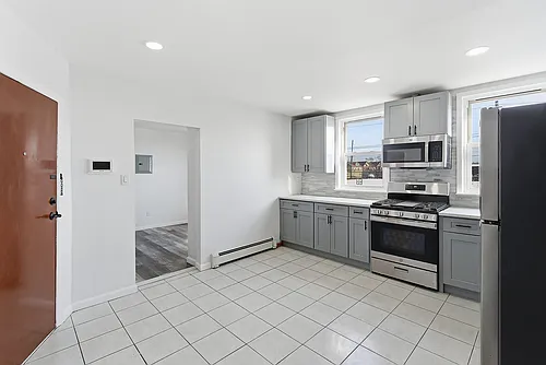 280 Wilson Ave #2L Photo 1