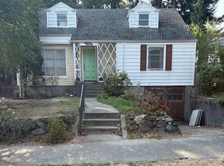 7727 19th Ave NW, Seattle, WA 98117