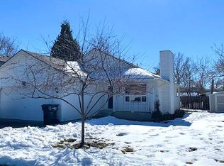 85 NW Spagnuolo Loop, College Place, WA 99324
