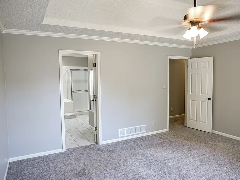 3636 Winchester Dr — Photo 11