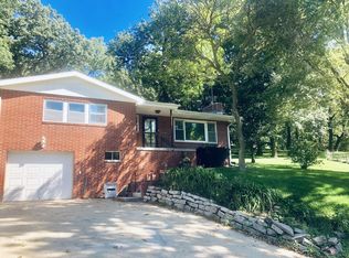 612 Delong Ave, Council Bluffs, IA 51503