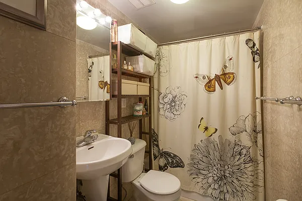 Rented by Berman Realty | media 8