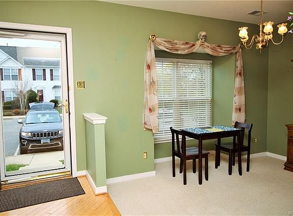4th image of 8001 Grassmount Ct #8001