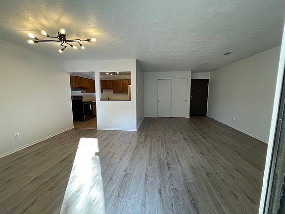 5th image of 7214 Creekview Dr APT 3