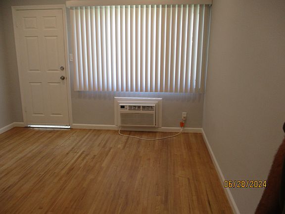 5th image of 1400 5th St #1402C