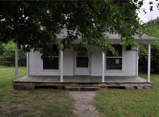 519 S Cleveland St, Springdale, AR 72764