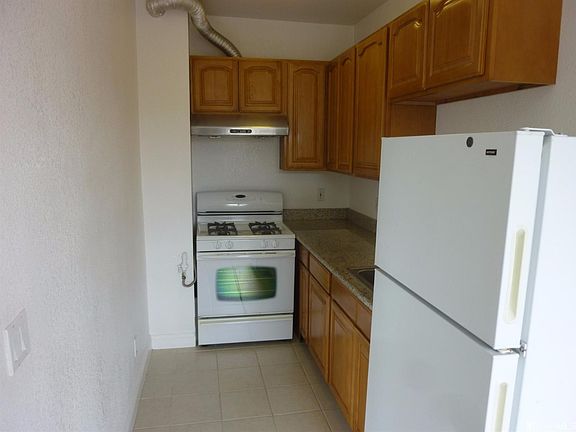 3rd image of 765 Ofarrell St APT 42