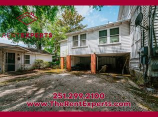 1867 Old Government St #C, Mobile, AL 36606