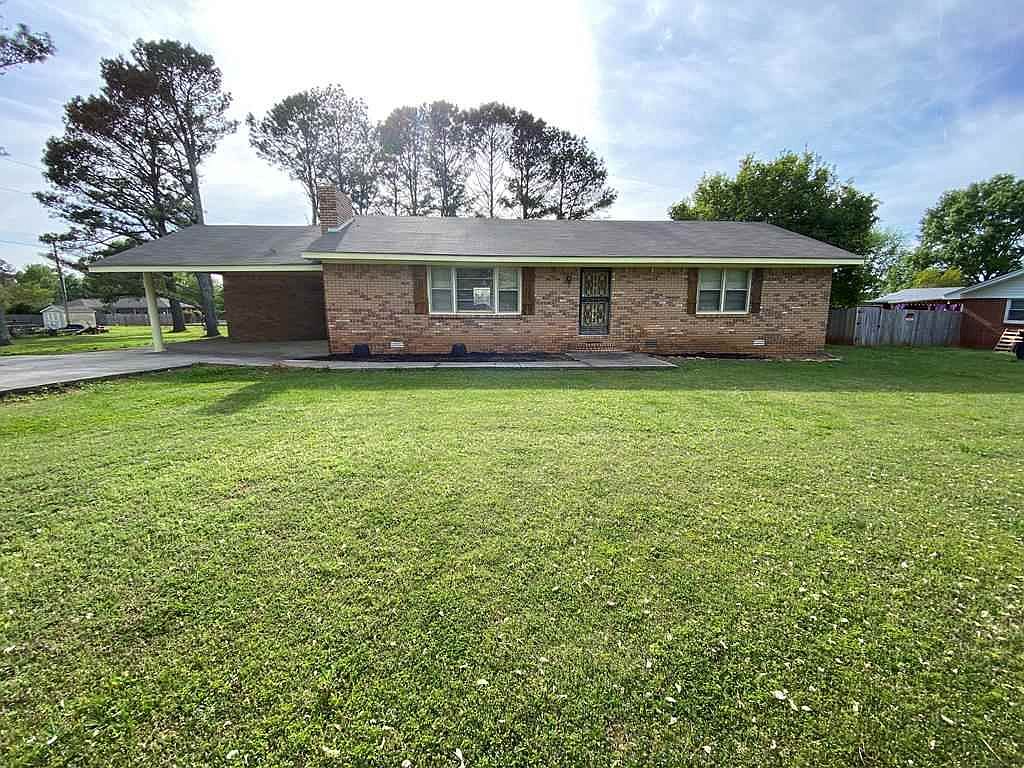 845 Leslie Ave, Tuscumbia, AL 35674 Zillow