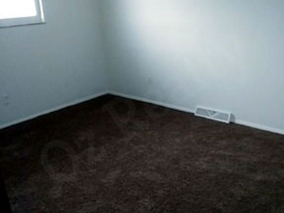 4th image of 2555 Auburn Ave